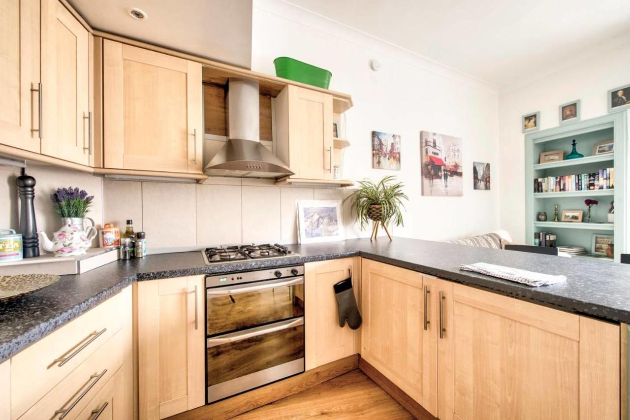 Guestready - Cosy Home 5 Minutes From Waverley! EDI Exterior photo